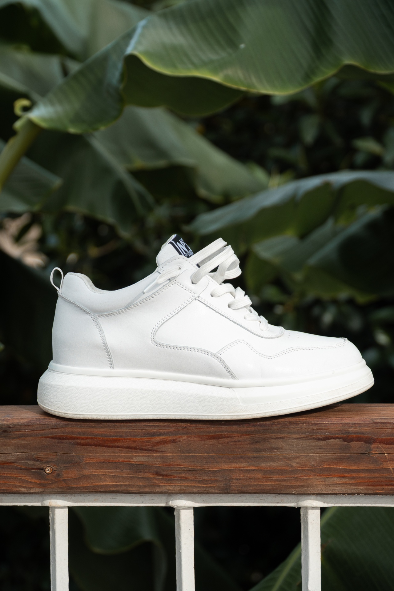 ALTO PROJECT. height-increasing sneaker detail